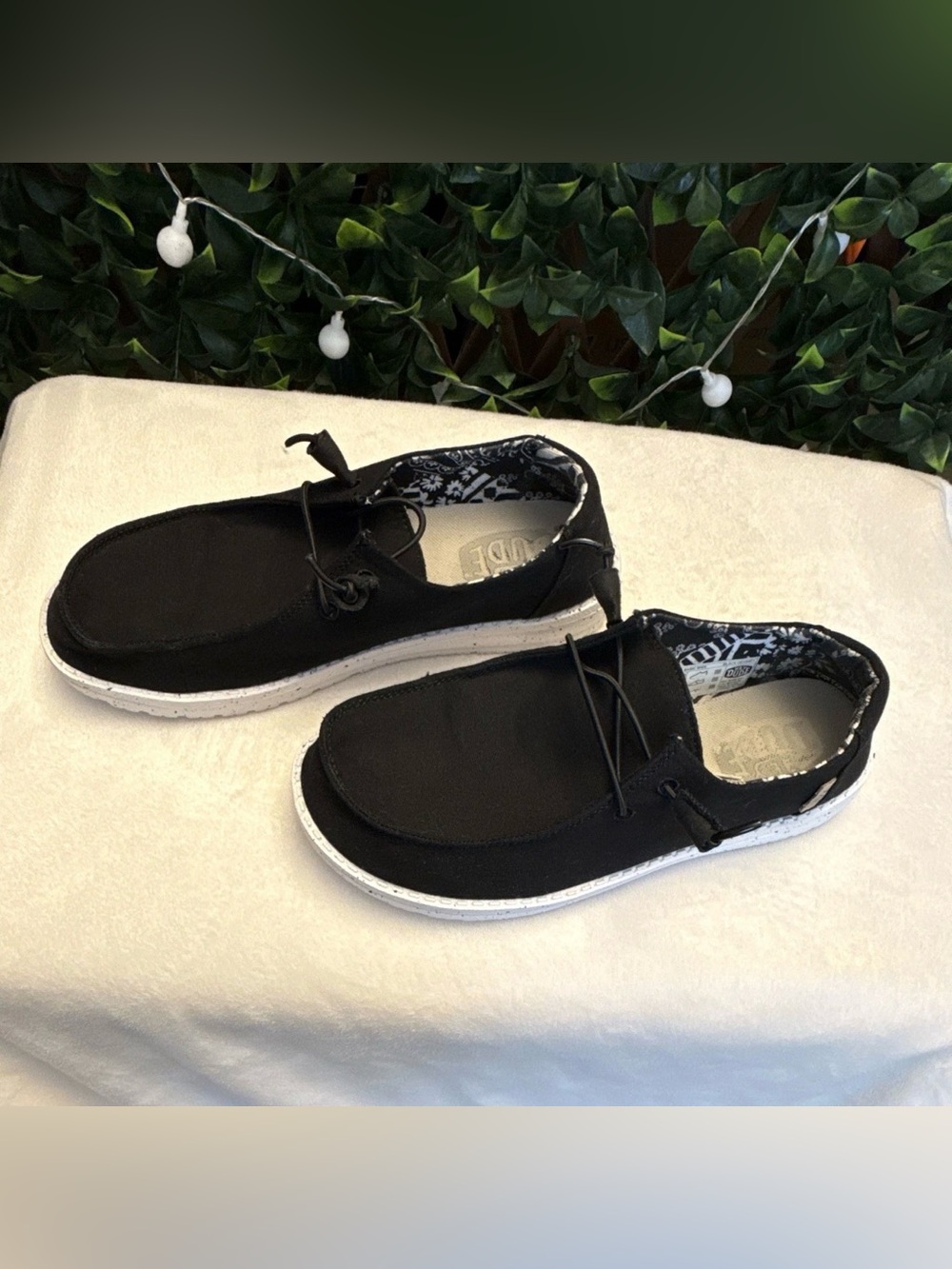 Hey Dude Womens 8 Black Slip-On Sneakers with White Speckled Soles - Picture 6 of 6